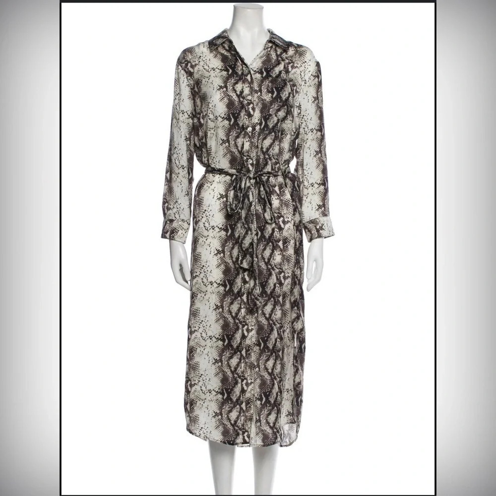 LE SUPERBE
Animal Print Midi Length Dress